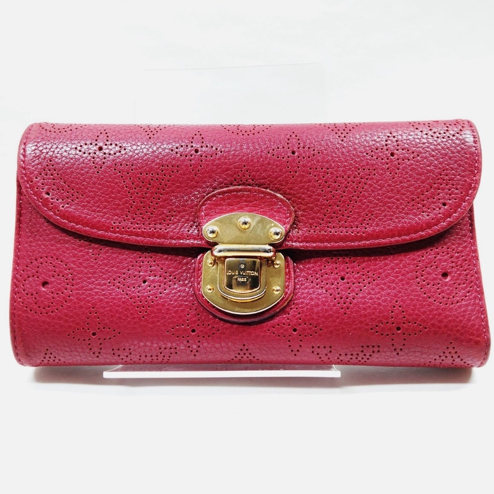 LOUIS VUITTON⎻LV Pink Mahina Long Wallet/Clutch